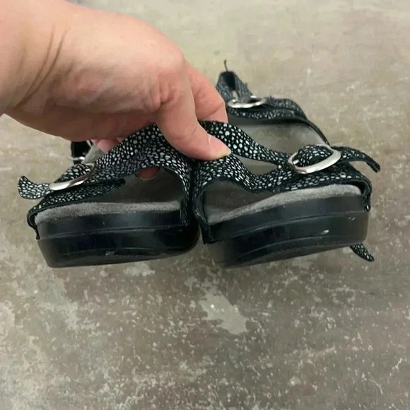 Dansko  clogs sandals - Picture 3 of 6